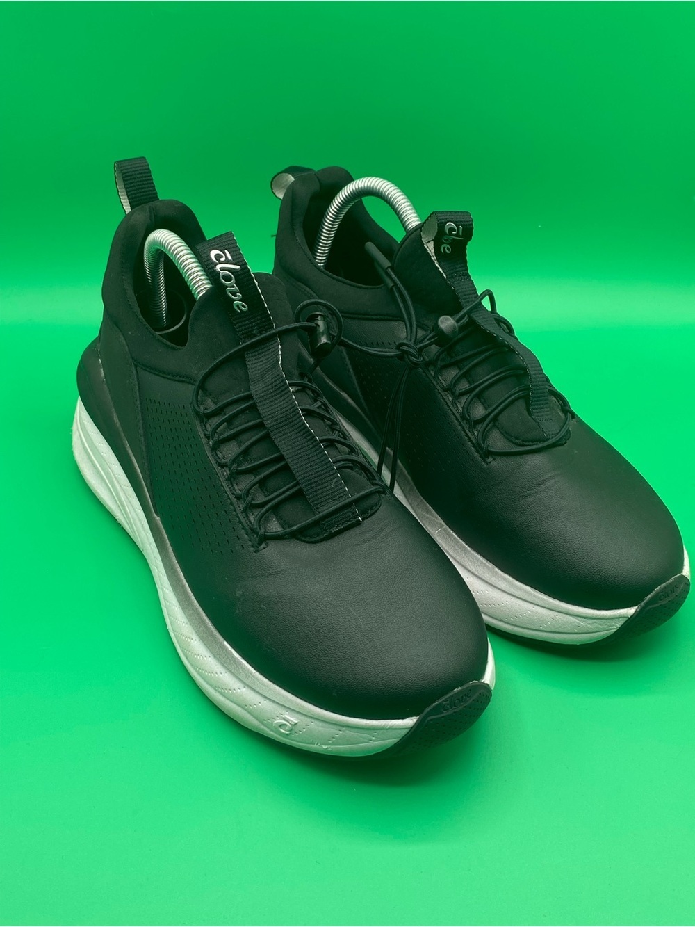 Clove Forte Nursing Shoes in the Night Shift colorway​